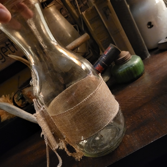 Glass Milk Container - Picture 3 of 4